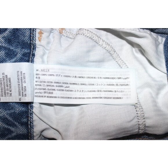HOLLISTER Ultra High Rise Mom Jeans with Raw Hem - W24/L27 (Size 0R) - Picture 8 of 13